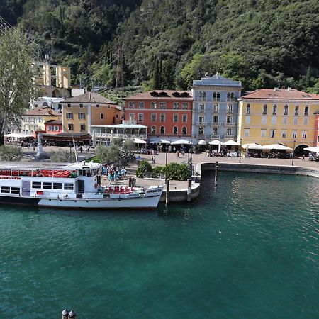 Hotel Europa - Skypool & Panorama Riva del Garda Ngoại thất bức ảnh