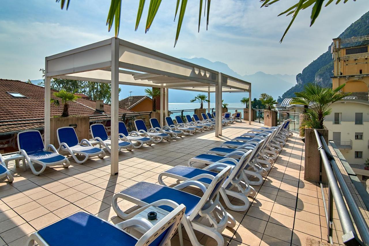 Hotel Europa - Skypool & Panorama Riva del Garda Ngoại thất bức ảnh